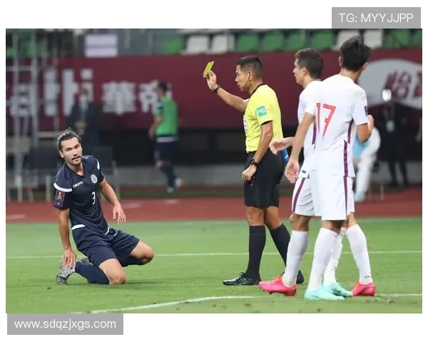 关岛足球队迎战马尔代夫队力争胜利展现实力与风采 关岛足球队迎战马尔代夫队力争胜利展现实力与风采