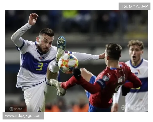 捷克国家队与科索沃队最新大名单分析及球员表现预测