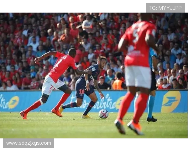 法甲精彩对决尼姆主场迎战强敌马赛争夺宝贵积分