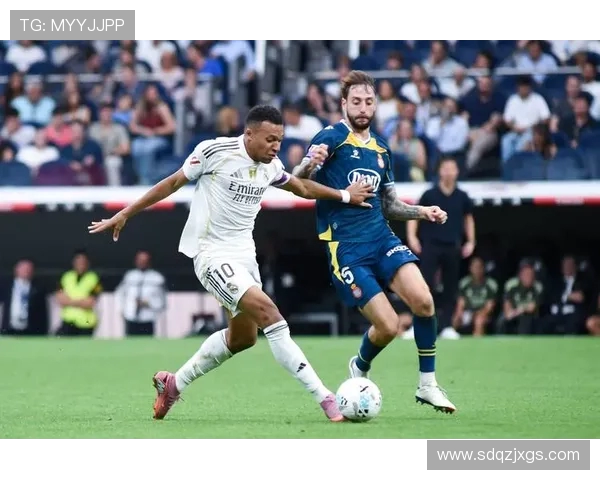 皇马主场迎战阿拉维全力争胜力争积分榜前列 皇马主场迎战阿拉维全力争胜力争积分榜前列