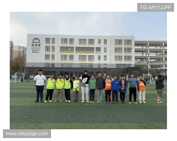 南京足球队荣登全国灵活性排行榜第三名展现卓越实力与潜力